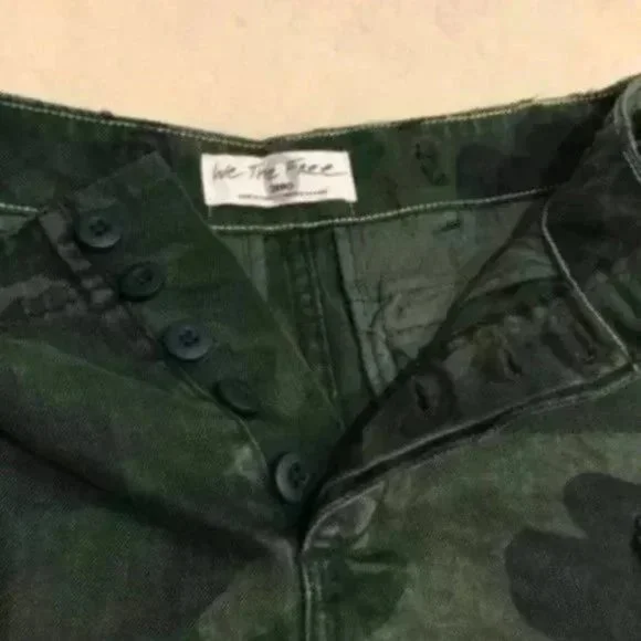 Free People Commander Cut Off Shorts. - Picture 6 of 11